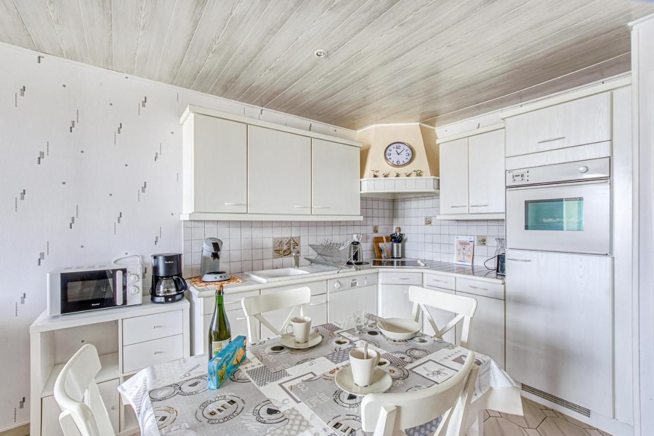 Le Greement - Appt Vue Sur Le Port Apartment Courseulles-sur-Mer Ngoại thất bức ảnh